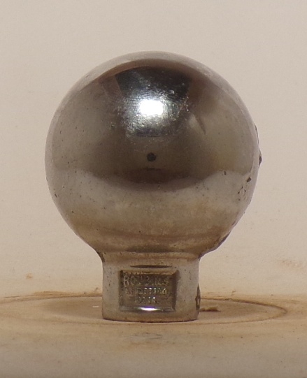 Dutch Club Ball Knob #1